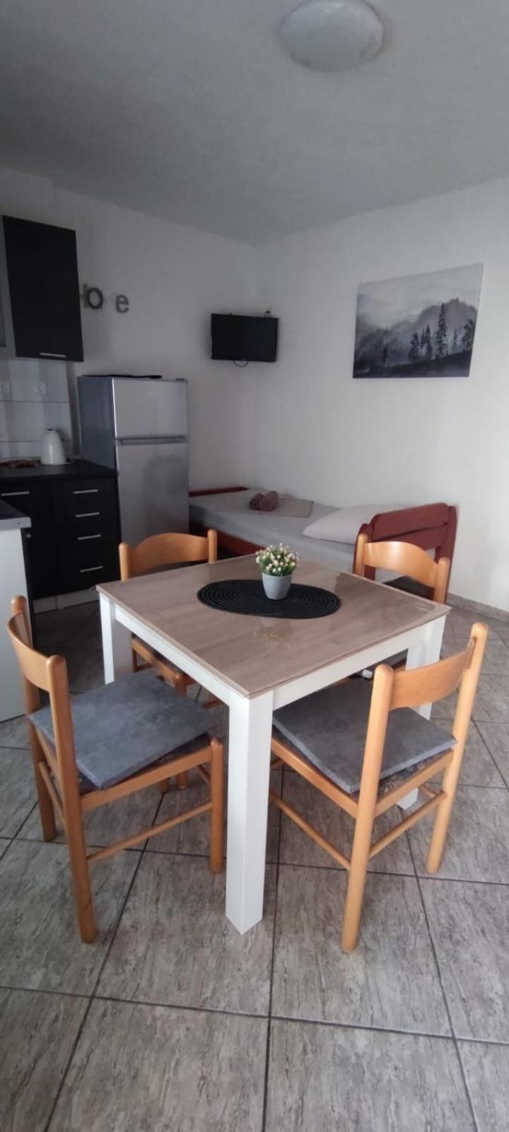 Apartmani Oreskovic Kustići Exterior foto